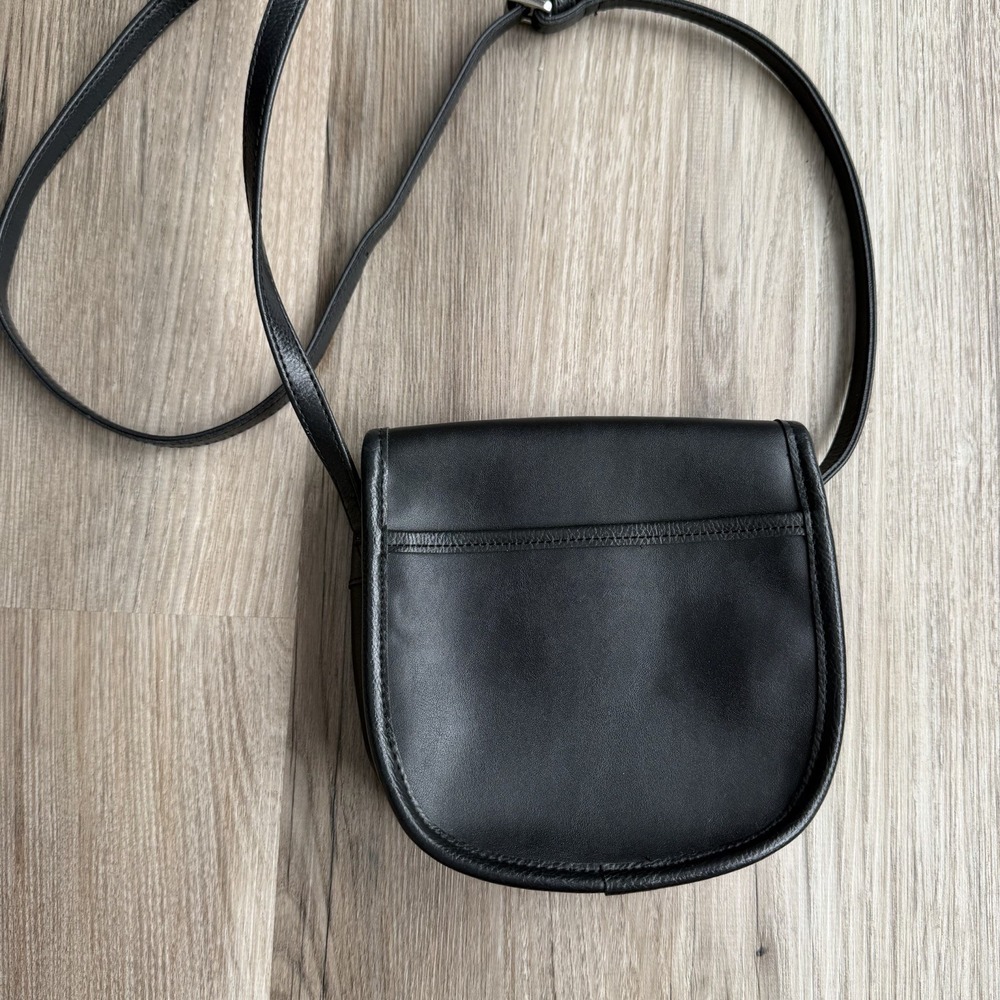 Y2K Vintage Black Faux‎ Leather Cross Body Purse Silver Buckle Saddle Bag Flap - Picture 7 of 7